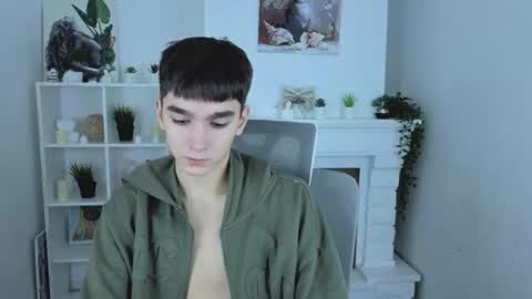 yamitwink online show from December 3, 8:26 pm