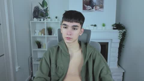 yamitwink online show from November 23, 8:42 pm