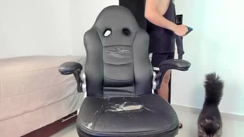 yanpaul83 online show from November 6, 11:19 pm