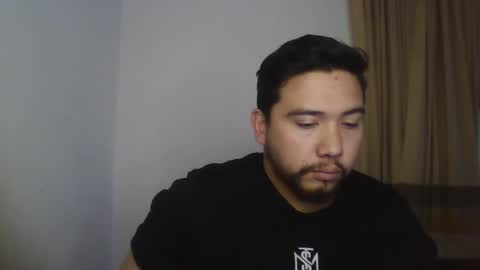 yarq_ online show from November 28, 7:00 am