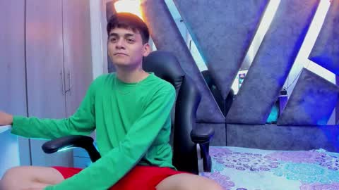 yef_thinn online show from October 17, 3:32 am