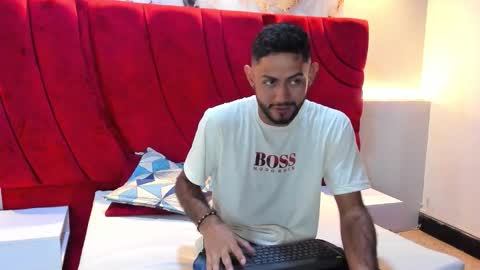 Yeferson online show from November 13, 8:13 pm