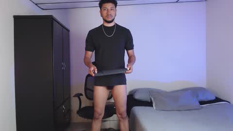 yeff online show from October 9, 1:43 am