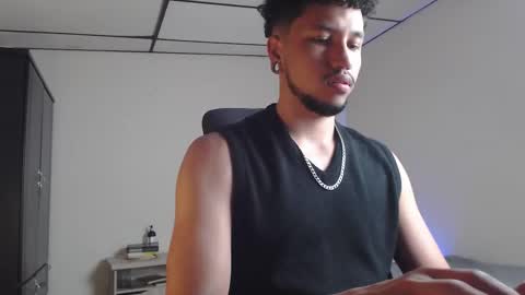 yeff online show from October 21, 1:42 am