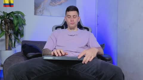 YEIKO ROMERO online show from April 13, 6:41 pm