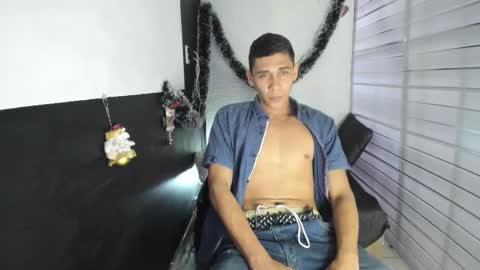 yeison_77 online show from December 20, 1:47 am