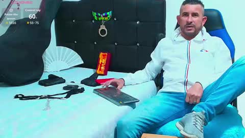 Yeol online show from November 3, 6:32 pm