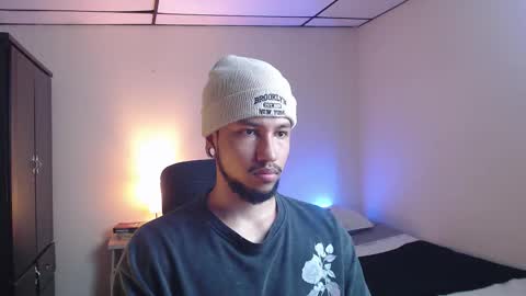 Yeff ind. model  online show from November 16, 12:02 am