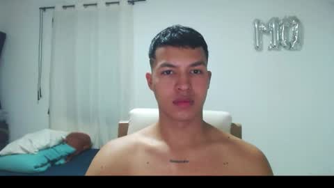 Snapshot of yessic_ chatting on February 4, 3:00 am Ander online show from February 4, 3:00 am