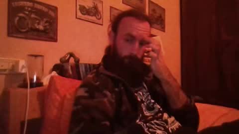 yeti_92 online show from November 27, 5:38 pm