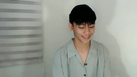 ynotyu online show from October 17, 3:38 pm