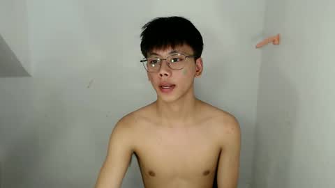 ynotyu online show from April 15, 5:57 pm