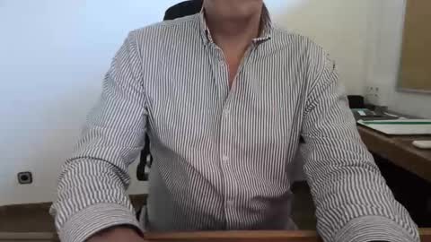 Yo47 online show from November 17, 2:42 pm