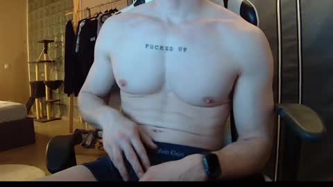 Yo  an online show from December 20, 1:03 am