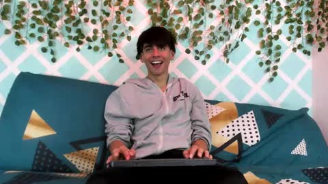 yoel_allan_hot88 online show from October 6, 8:13 pm