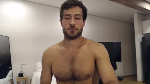 Yoooups online show from October 18, 7:41 pm