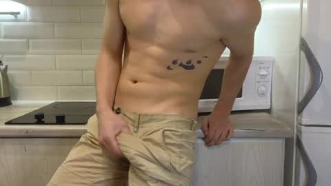 Snapshot of you_dream_ chatting on December 20, 8:55 pm you_dream_ online show from December 20, 8:55 pm