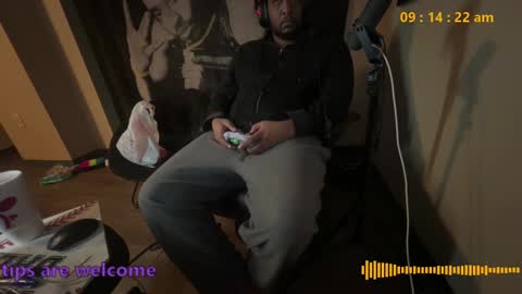 Snapshot of younblaccman6969 chatting on February 13, 3:14 pm younblaccman6969 online show from February 13, 3:14 pm