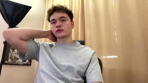 your_bunny123 online show from January 14, 10:09 am