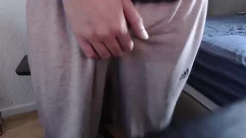 hornyedging online show from March 21, 11:47 am