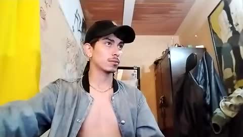 Snapshot of yourgodzeus chatting on February 23, 12:11 pm yourgodzeus online show from February 23, 12:11 pm