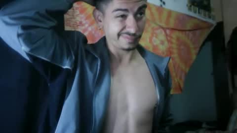 Snapshot of yourgodzeus chatting on October 2, 8:18 am yourgodzeus online show from October 2, 8:18 am