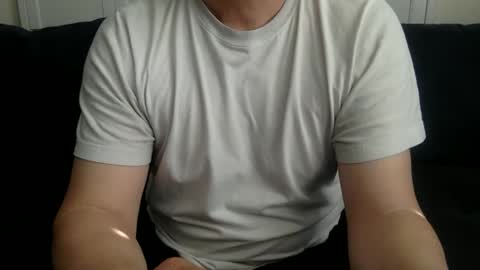 yque online show from January 15, 8:11 pm