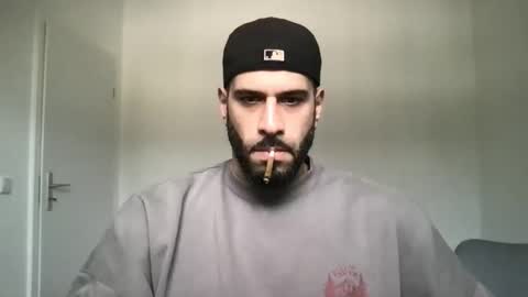 yul53 online show from November 13, 1:05 pm