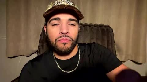 yyyyttttone online show from November 8, 10:07 am