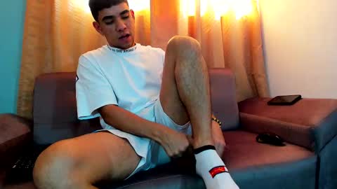 zac online show from March 1, 1:18 pm