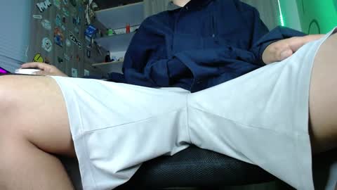 Zac Freelance model online show from December 27, 8:24 am