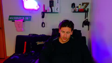 Zach Rhyder online show from September 11, 1:04 am