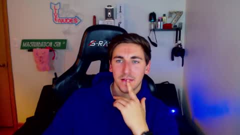 Zach Rhyder online show from February 19, 2:55 am