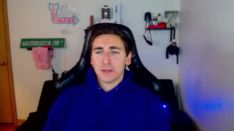 Zach Rhyder online show from December 23, 2:35 am