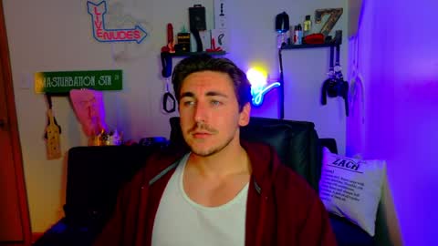 Zach Rhyder online show from April 1, 1:51 am