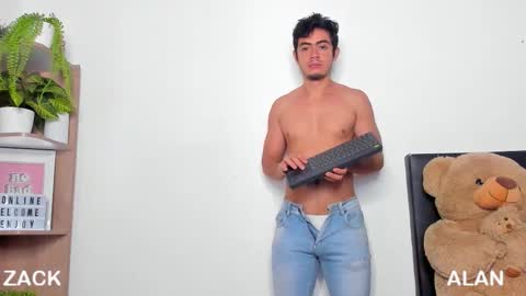 zack online show from November 3, 2:41 pm