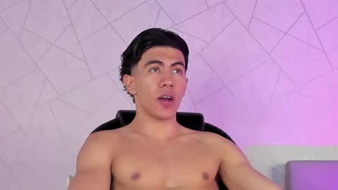 zack conor online show from November 12, 8:36 pm