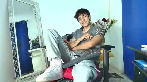 zack online show from February 12, 8:29 pm