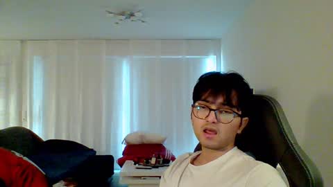 zac online show from December 3, 1:10 pm