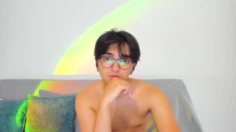 zac online show from February 12, 4:44 pm