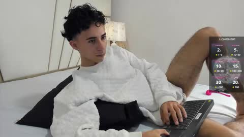 zahir_ashar online show from October 17, 11:36 am