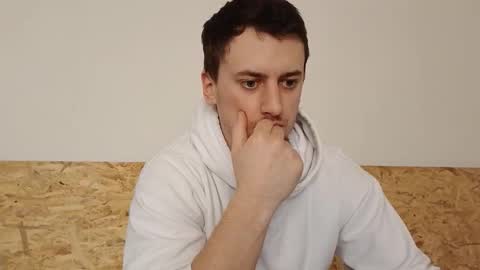 Zack online show from March 13, 8:11 am