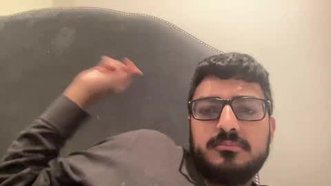 Snapshot of zakariyarashid545 chatting on September 10, 11:31 am Zak27 online show from September 10, 11:31 am