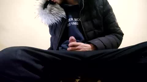 zaki25canfour online show from February 16, 2:04 pm