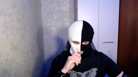 zaki online show from February 15, 1:41 pm