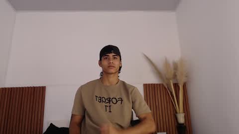 Zander online show from January 16, 1:36 pm