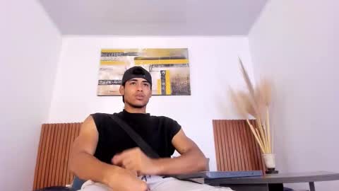 Zander online show from October 18, 1:38 pm