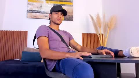 Zander online show from September 19, 2:06 pm