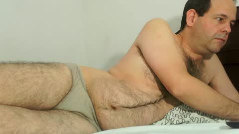 Snapshot of zasss40 chatting on February 6, 7:35 am Alex online show from February 6, 7:35 am