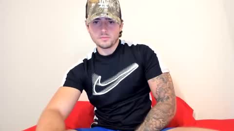 Snapshot of zaylanez chatting on January 18, 1:45 am Zay lanez online show from January 18, 1:45 am